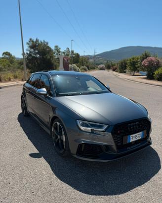 AUDI RS3 8V 400 cv