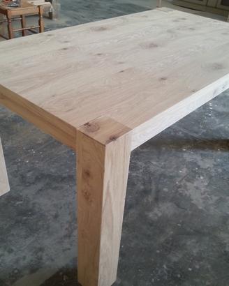 Tavolo in Rovere nodato