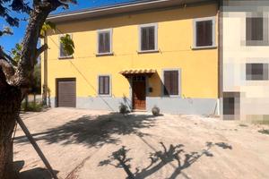 Villetta terratetto campagna Montevarchi