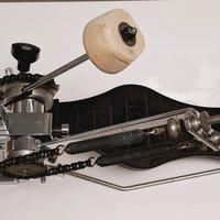 pedale per batteria Jacques Caplette,  Exscalibur.