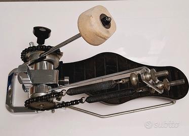 pedale per batteria Jacques Caplette,  Exscalibur.