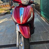 Piaggio Beverly 300