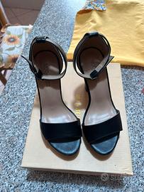 scarpe aperte con tacco