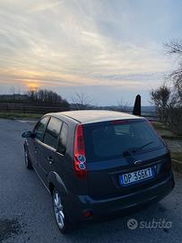 FORD FIESTA 1.4 TDCI