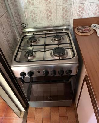 cucina a gas + forno come nuovi