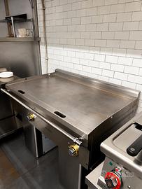 PIASTRA FRY TOP PROFESSIONALE - MAINHO FLE 120