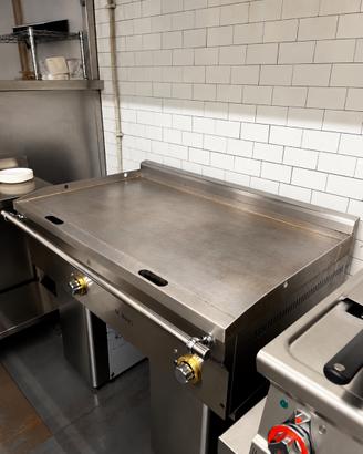PIASTRA FRY TOP PROFESSIONALE - MAINHO FLE 120