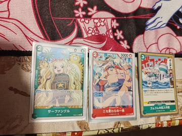 Carte One Piece e Character Towel Bandai Leggi