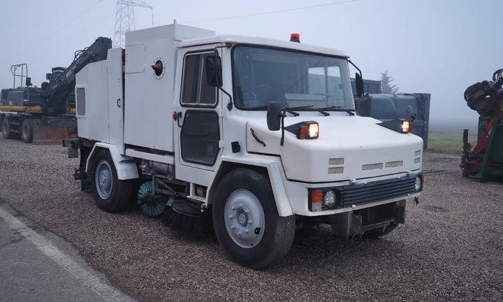 Spazzatrice stradale meccanica SICAS 4000