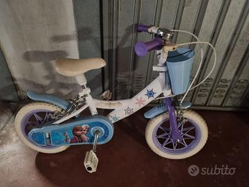 bici bambina(Elsa e Anna) con cestino - usata