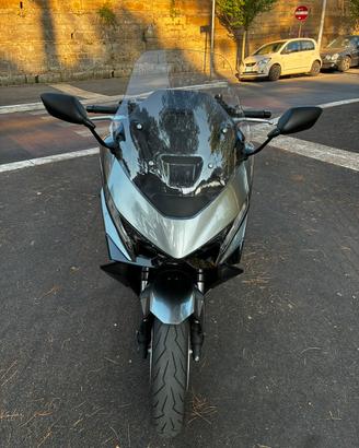 Honda Forza 750
