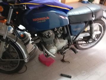 Honda CB 400 Four - 1975