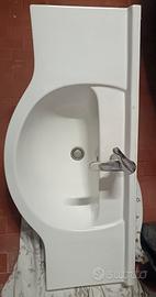 Lavandino con il rubinetto 100 cm