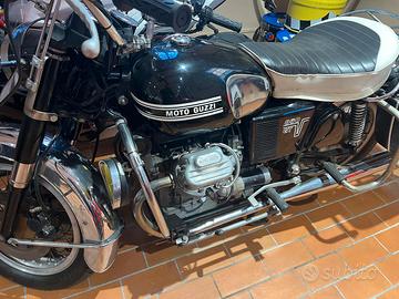 Moto Guzzi V7 - Anni 70