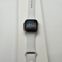 Apple Watch 8 45mm