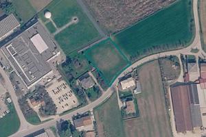 Immobile in asta di 2750 m² con più di 5 locali a 