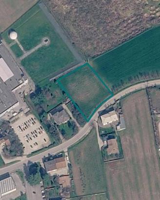 Immobile in asta di 2750 m² con più di 5 locali a 