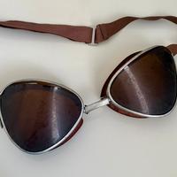 Occhiali vintage Vespa da moto per esposizione