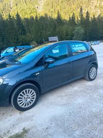 Si venderà in fretta. fiat punto 2011