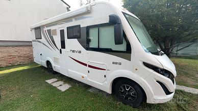 MC Louis Nevi 881 2020