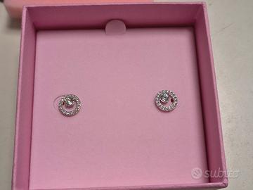 orecchini Swarovski a lobo collezione Costella