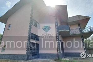 Villa singola con terreno a Linguaglossa Permuta