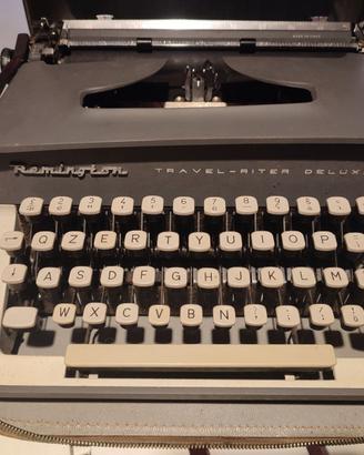 Macchina da scrivere Remington Travel-Riter De Lux