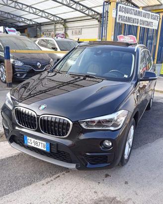 BMW X1 sDrive16d Business NAV/TETTO/RETROC