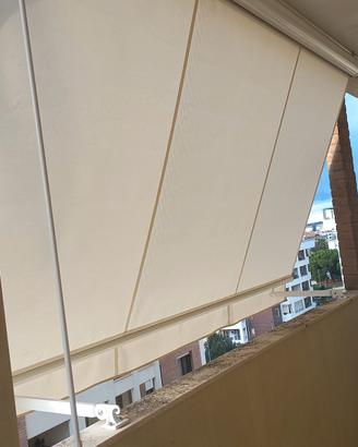 Tenda da sole con braccia