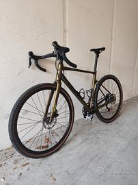 Bici gravel cube nuroad pro
