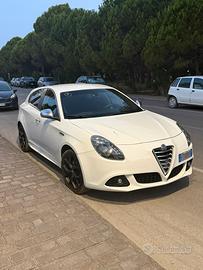 alfa romeo giulietta TRATTABILE