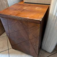 Tavolo vuoto per macchina da cucire