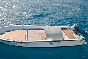 Barca per svago e pesca con yamaha 20hp