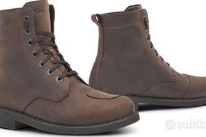 Scarponcino moto Rave Dry Brown della FORMA