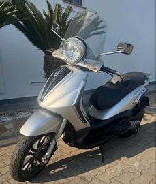 Piaggio Beverly 300