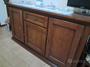 MOBILI SALA IN LEGNO