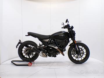 Ducati Scrambler 800 Icon dark