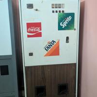 distributore vintage fanta