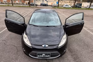 Ford Fiesta 1.2 82CV 3 porte Titanium