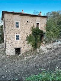 Casale rustico indipendente