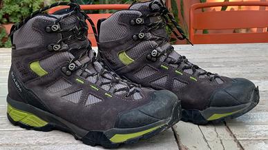 Scarpone trekking donna