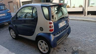 Smart ForTwo 1000 coupé cdi