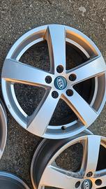 Cerchi in lega 17"