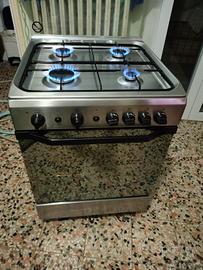 cucina gas Indesit