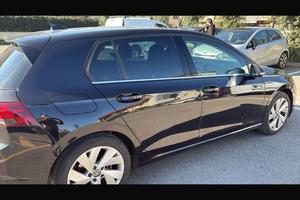 Golf 8 etsi 1.5 150cv stile