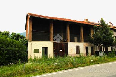 RUSTICO A LA CASSA