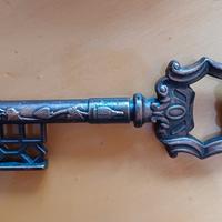 apribottiglie vintage a forma di chiave