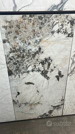 Gres porcellanato piastrelle mattonelle stock