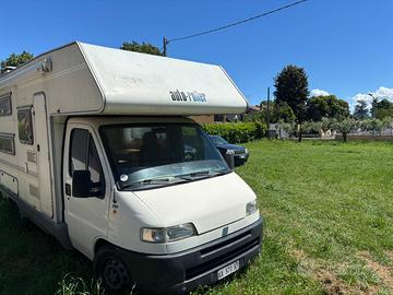Camper mansardato Autoroller Fiat ducato 1.9 td