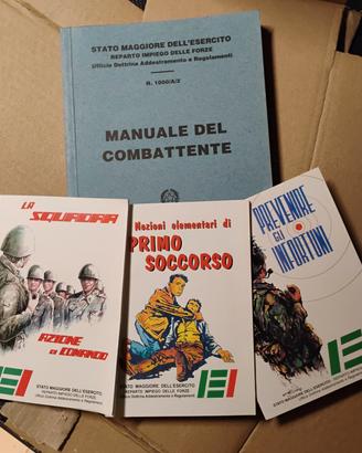 Manuale del combattente con opuscoli addestrativi 